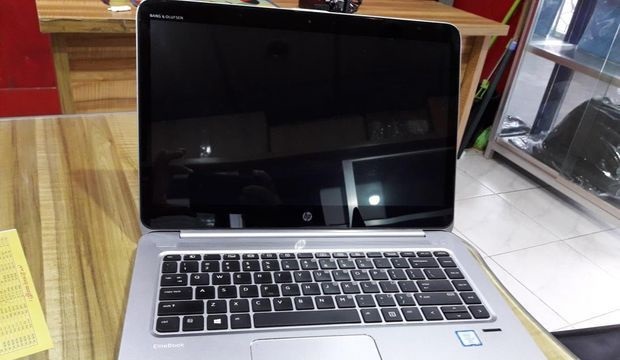 HP Folio 1040 G3 Core i5 6th Gen 8/256GB Super Slim Business Laptop